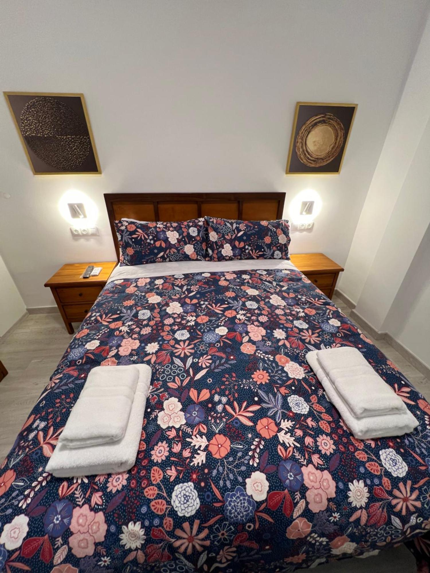 Gran Ritz Apartamentos Especial Terraza Exclusiva C Zenete Малага Экстерьер фото